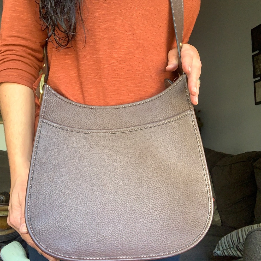 🔥SOLD🔥COACH pebbled leather saddle zip top Crosby - Picture 4 of 16